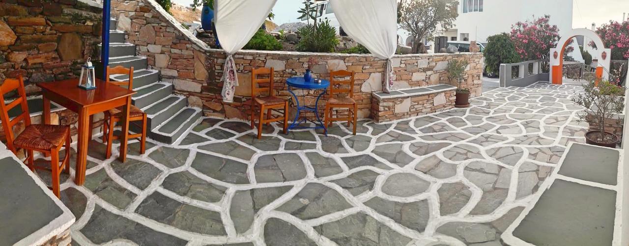 George's Place Chora Exterior foto